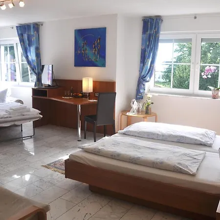 Muehleinsel Casa de hóspedes 3*