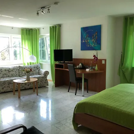 Muehleinsel Casa de hóspedes 3*